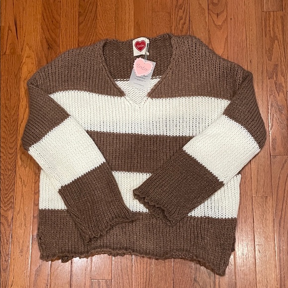 LovLov Sweaters - LovLov Cozy V-Neck Sweater large in Brown and Cream Stripes boutique
